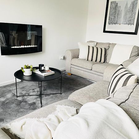 Home In Solihull - Near Nec, Bhx & Solihull Town Centre 버밍엄 외부 사진