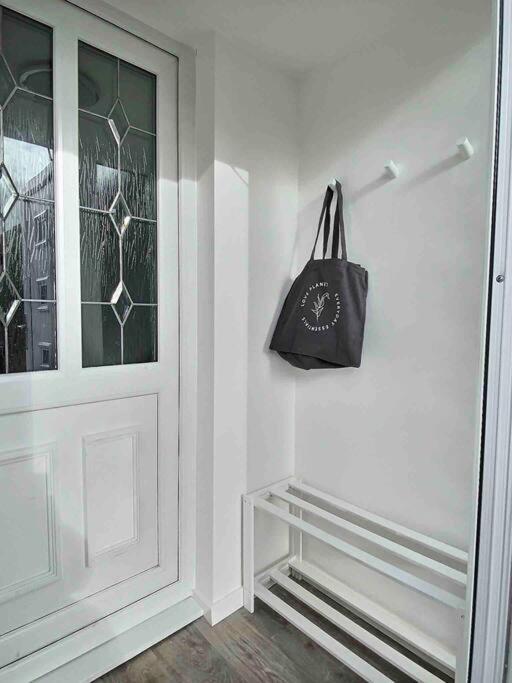 Home In Solihull - Near Nec, Bhx & Solihull Town Centre 버밍엄 외부 사진
